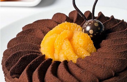 Pomarančni tart s čokoladnim moussom